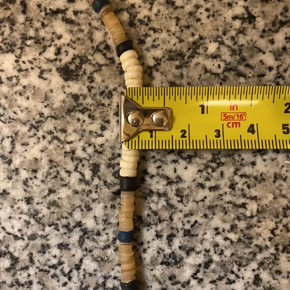 Vintage multicolored puka shell necklace - 18” - Picture 5 of 5